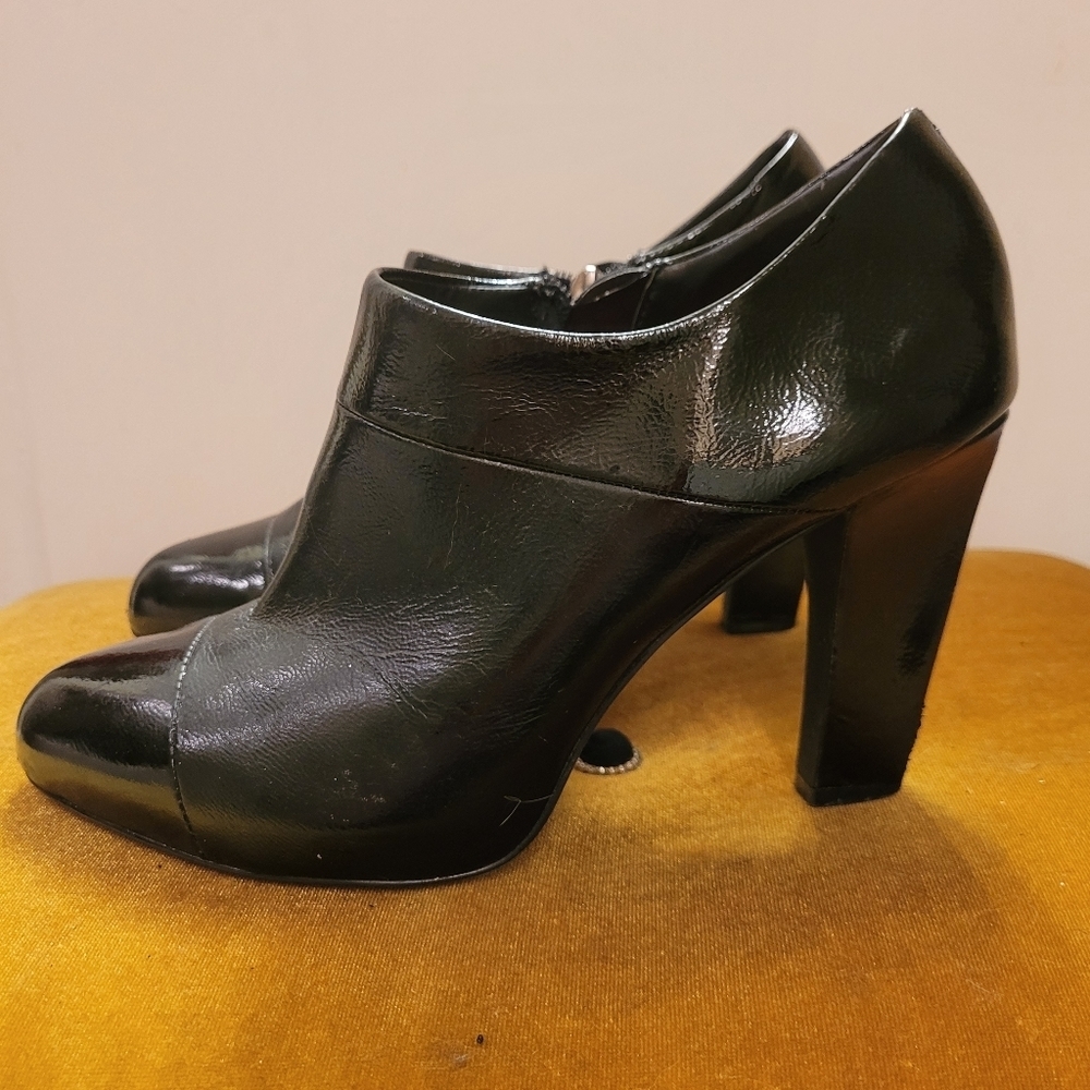 WHBM Chic Black Patent Leather Side Zip Slant Heel Ankle Bootie - Picture 7 of 16